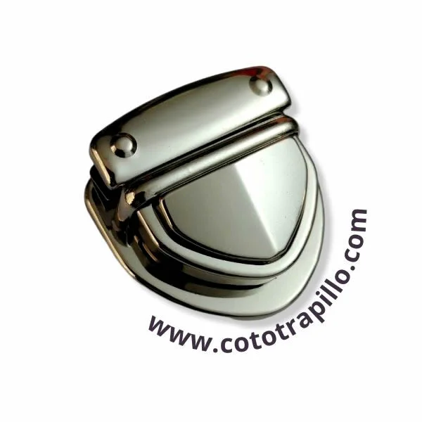 Broche Chapa Triángular