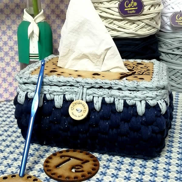 Porta pañuelos de Trupán mdf